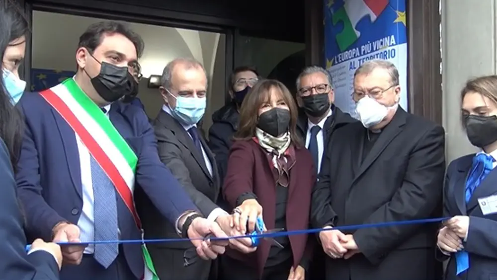 Inaugurato Europe Direct Abruzzo, Capo Dipartimento Agosti: "Grande opportunità per il territorio" Inaugurato Europe Direct Abruzzo, Capo Dipartimento Agosti: "Grande opportunità per il territorio"